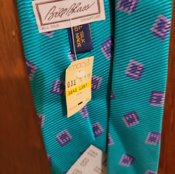 Vintage Teal and Purple Bill Blass 100% Silk 3" Tie - Picture 5 of 6